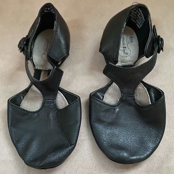 Revolution Grecian Sandal Jazz Dance Shoes Black Style 321 Size 1 AD M - Picture 1 of 6